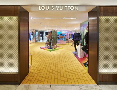 louis vuitton corso venezia milano|louis vuitton milano rinascente.